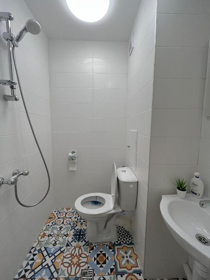Airport Apartment Sofia Buitenkant foto